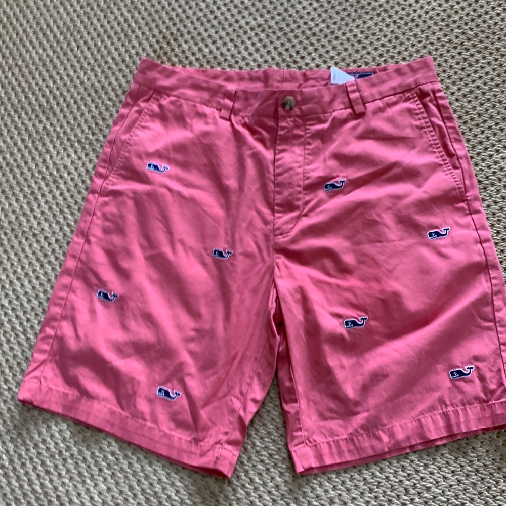 Men’s pink vineyard vines breaker shorts. NWOT, size 34